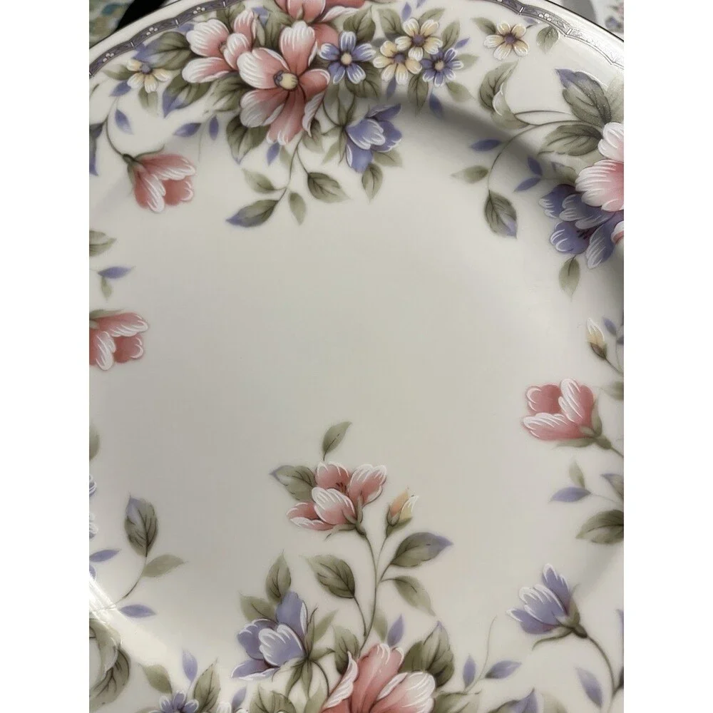 Andrea by Sadek Floral 11” Cake Dessert Plate With Server Spatula
